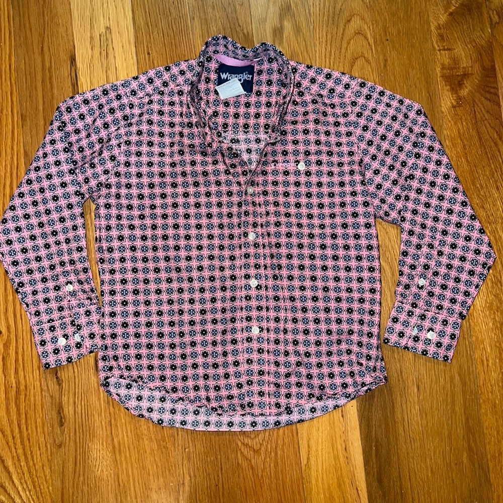 Wrangler “pink” Long Sleeve - Medium